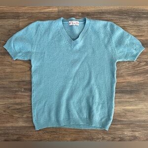 Vintage 60s Wool Knit V-Neck Short Sleeve Sweater Top
